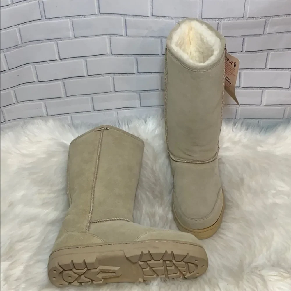 BearPaws NWT Light Tan Suede Boots Sheepskin‎ Lined